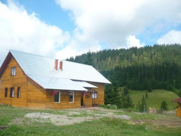 Stana turistica Magura